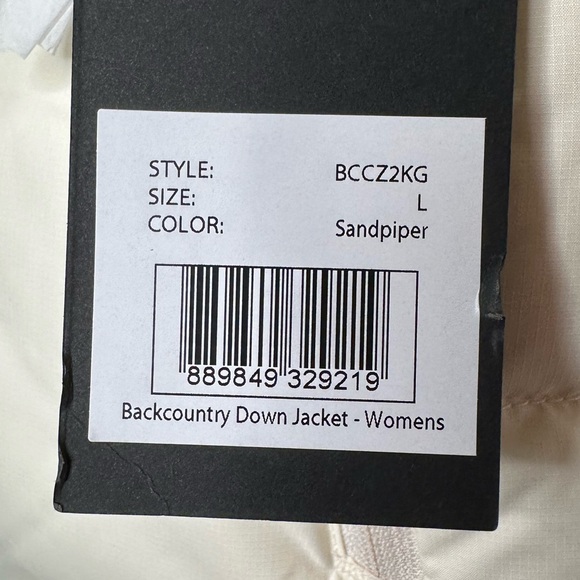 NWT Backcountry Down Jacket - Women's - Cream - Picture 12 of 12